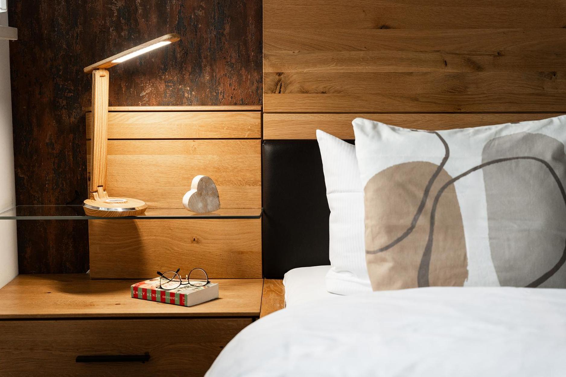 Hotel Vier Jahreszeiten Therme & Kliniken Bad Krozingen Naehe Freiburg & Schwarzwald Ideal Fuer Wellness Kur & Business Ausfluege 24H Check In- Wlan & Parken Gratis Екстер'єр фото
