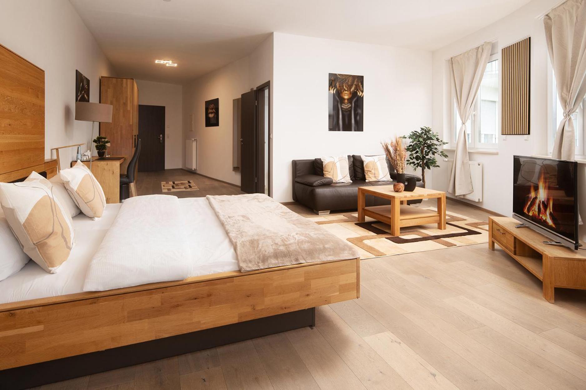 Hotel Vier Jahreszeiten Therme & Kliniken Bad Krozingen Naehe Freiburg & Schwarzwald Ideal Fuer Wellness Kur & Business Ausfluege 24H Check In- Wlan & Parken Gratis Екстер'єр фото