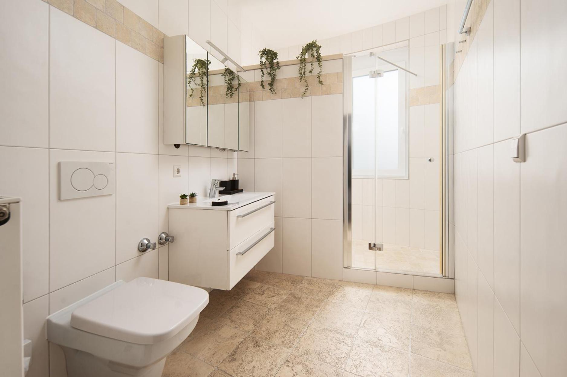 Hotel Vier Jahreszeiten Therme & Kliniken Bad Krozingen Naehe Freiburg & Schwarzwald Ideal Fuer Wellness Kur & Business Ausfluege 24H Check In- Wlan & Parken Gratis Екстер'єр фото