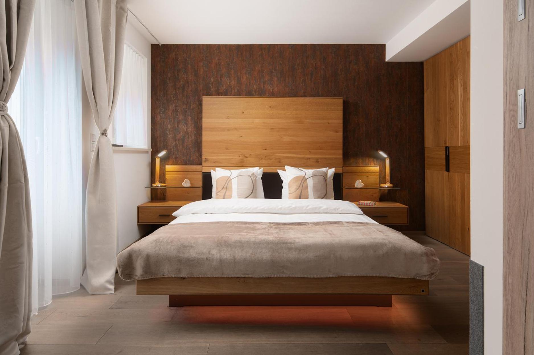 Hotel Vier Jahreszeiten Therme & Kliniken Bad Krozingen Naehe Freiburg & Schwarzwald Ideal Fuer Wellness Kur & Business Ausfluege 24H Check In- Wlan & Parken Gratis Екстер'єр фото